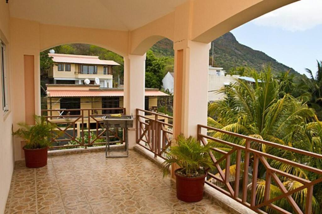 Villa Palmistes Apartment 拉高莱特 外观 照片
